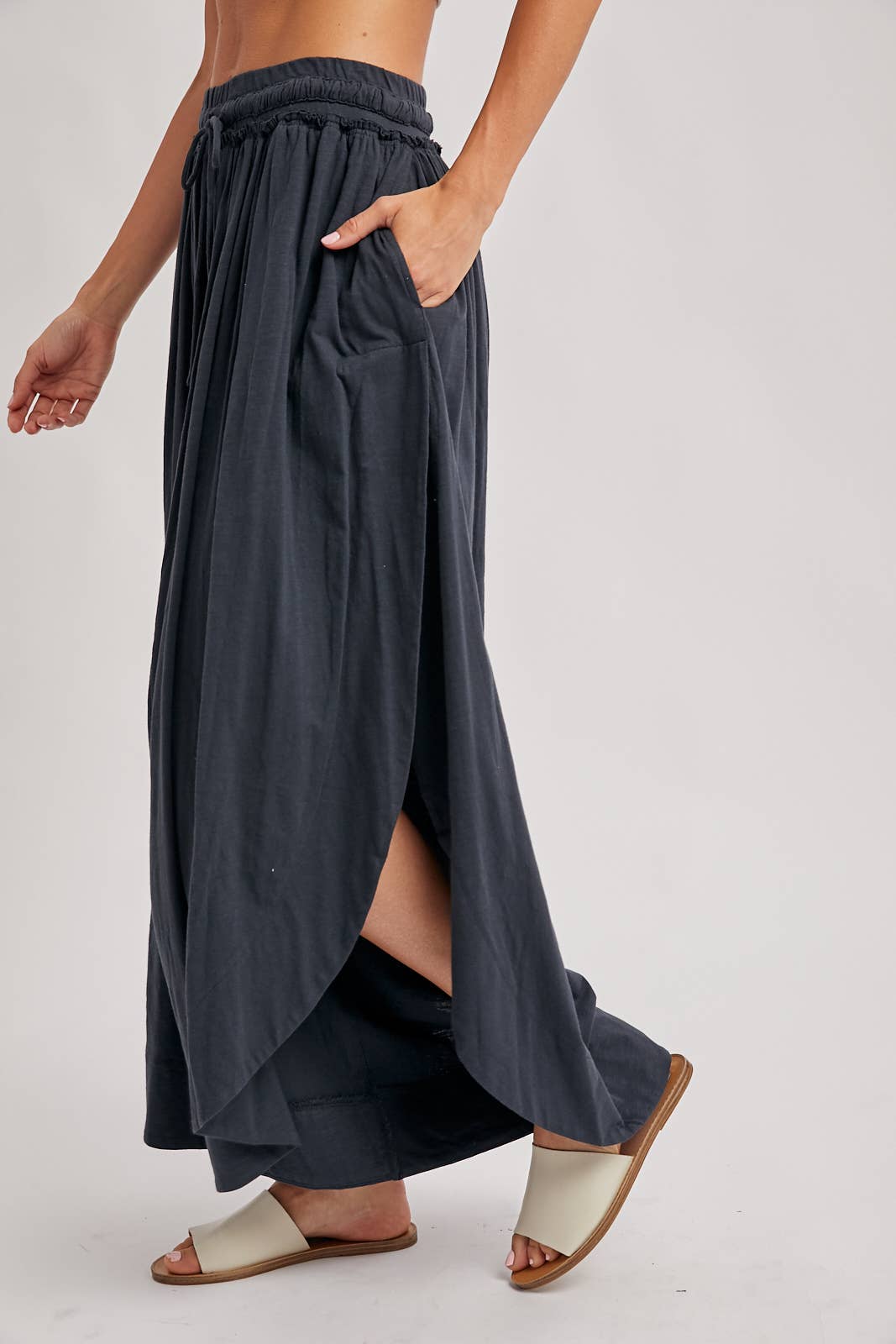 BOHEMIAN SIDE SLIT OLIVE WIDE LEG PANT