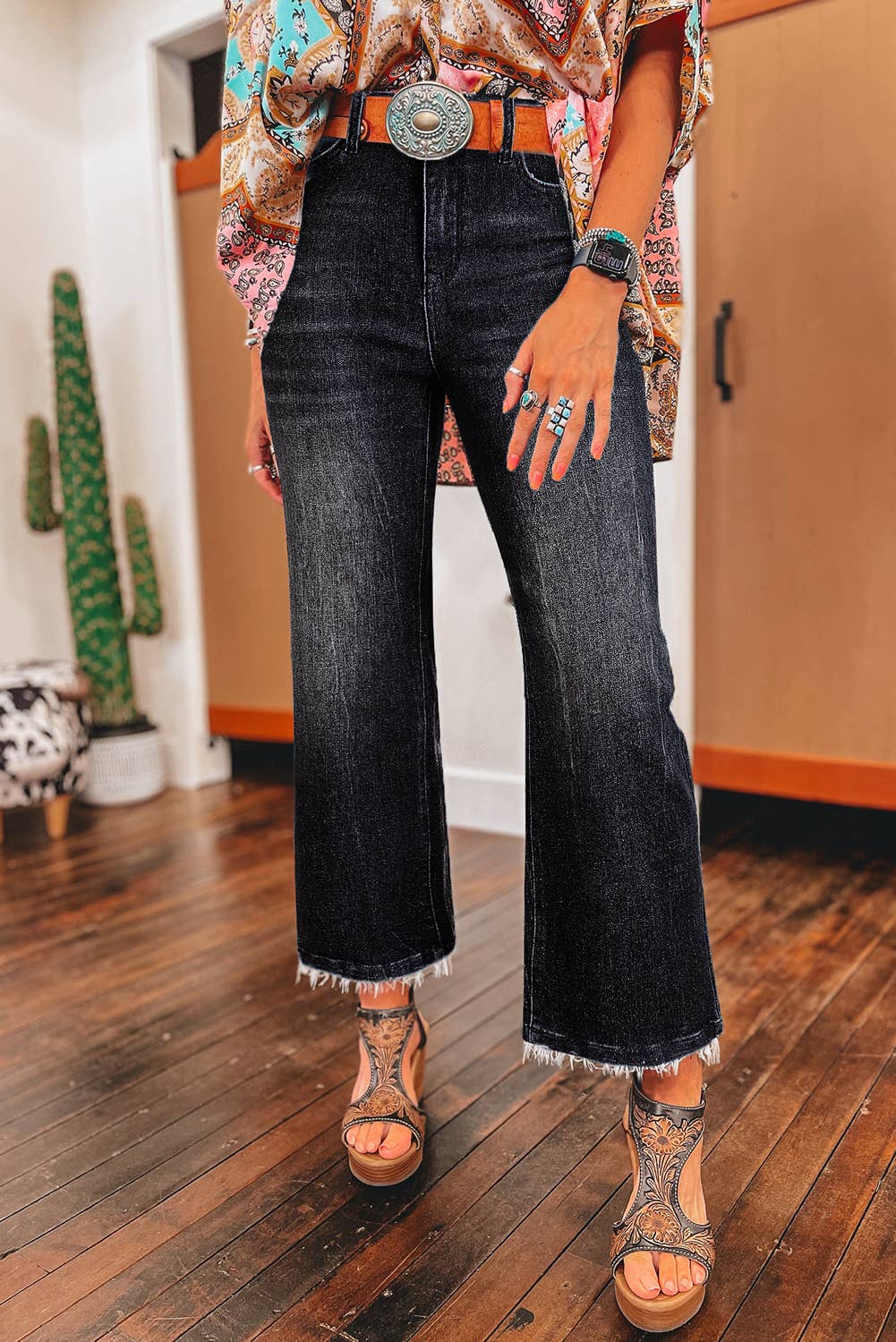 Sail Blue Mineral Wash Raw Hem High Waist Flared Jeans: Sail Blue / 71%Cotton+27.5%Polyester+1.5%Elastane / 16