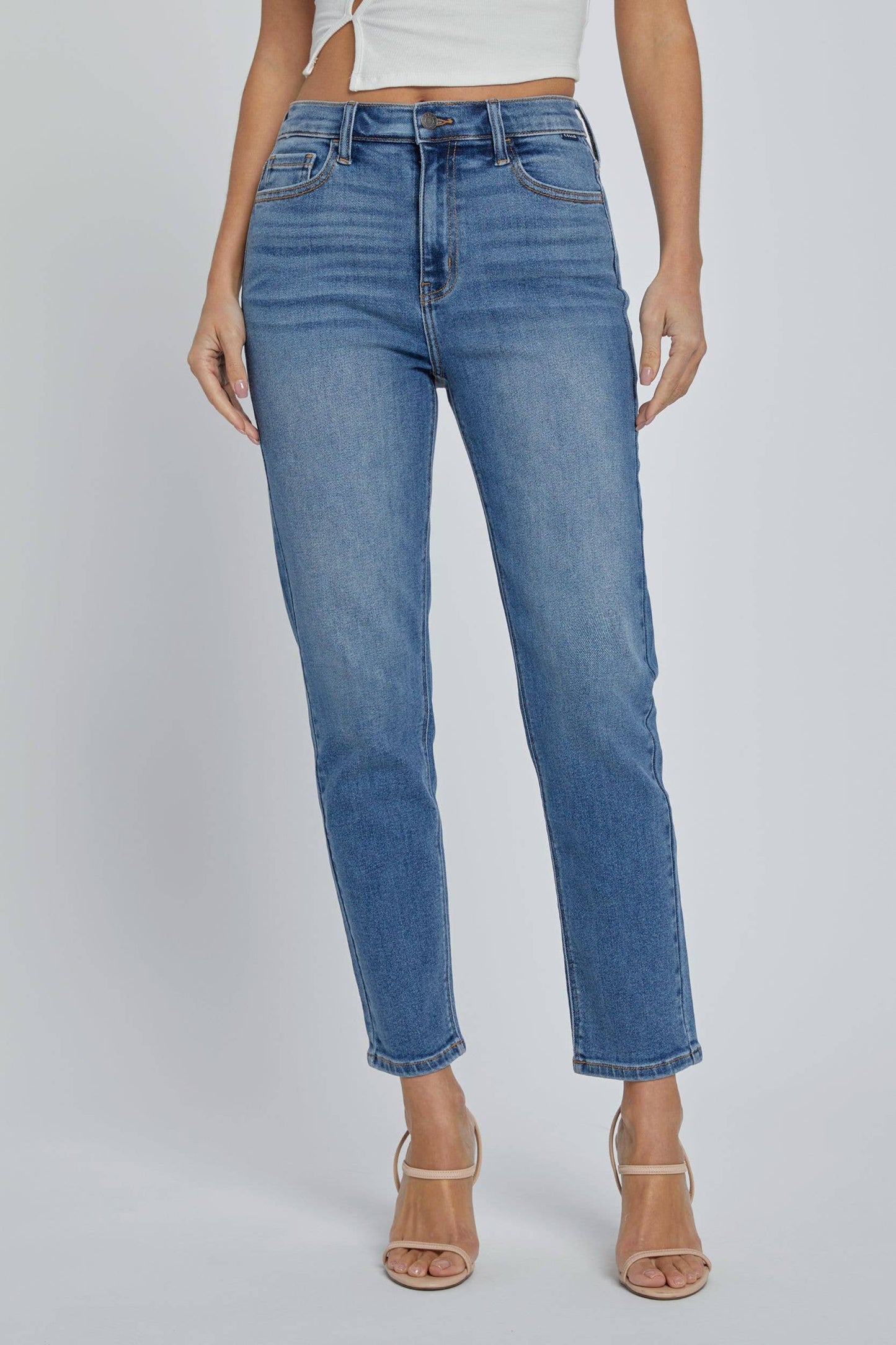 WV18977M-M Classic denim High Rise Mom Jean