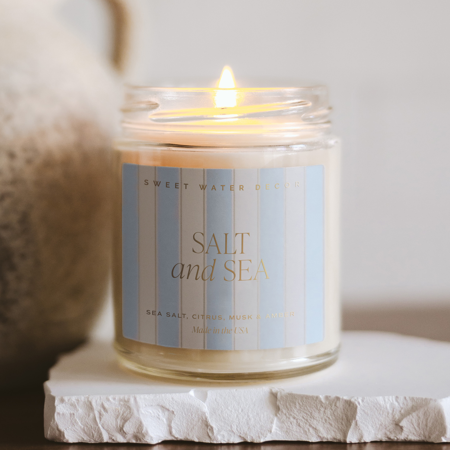*NEW* Salt and Sea 9 oz Soy Candle - Home Decor & Gifts