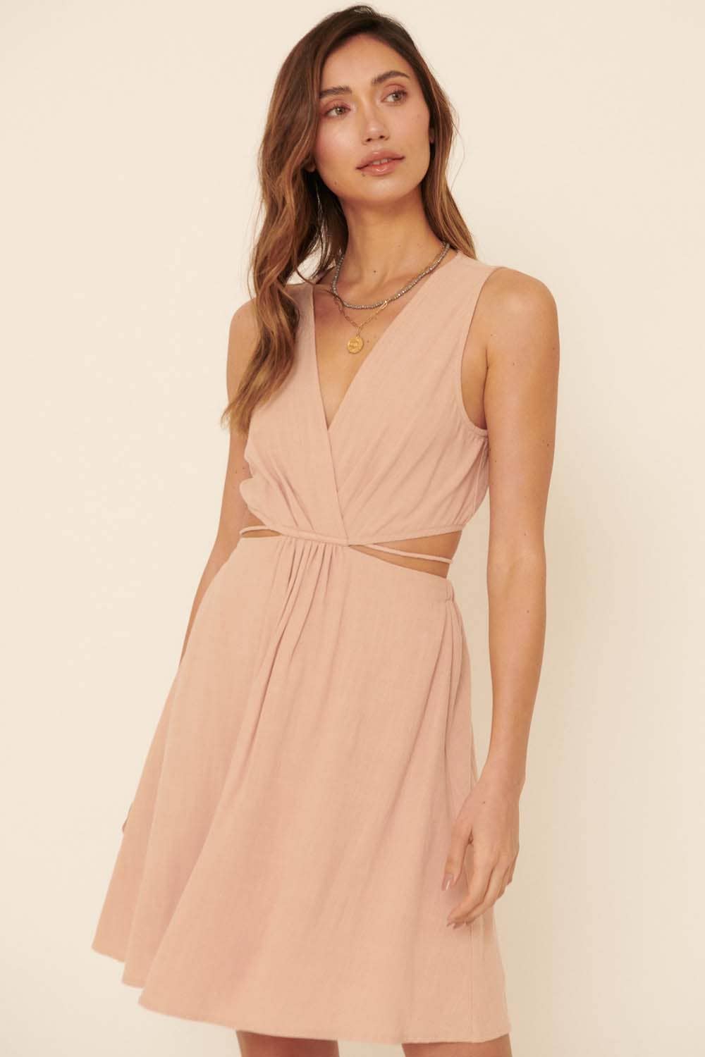 Blush Cutout Mini