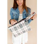 Trendy Clutch