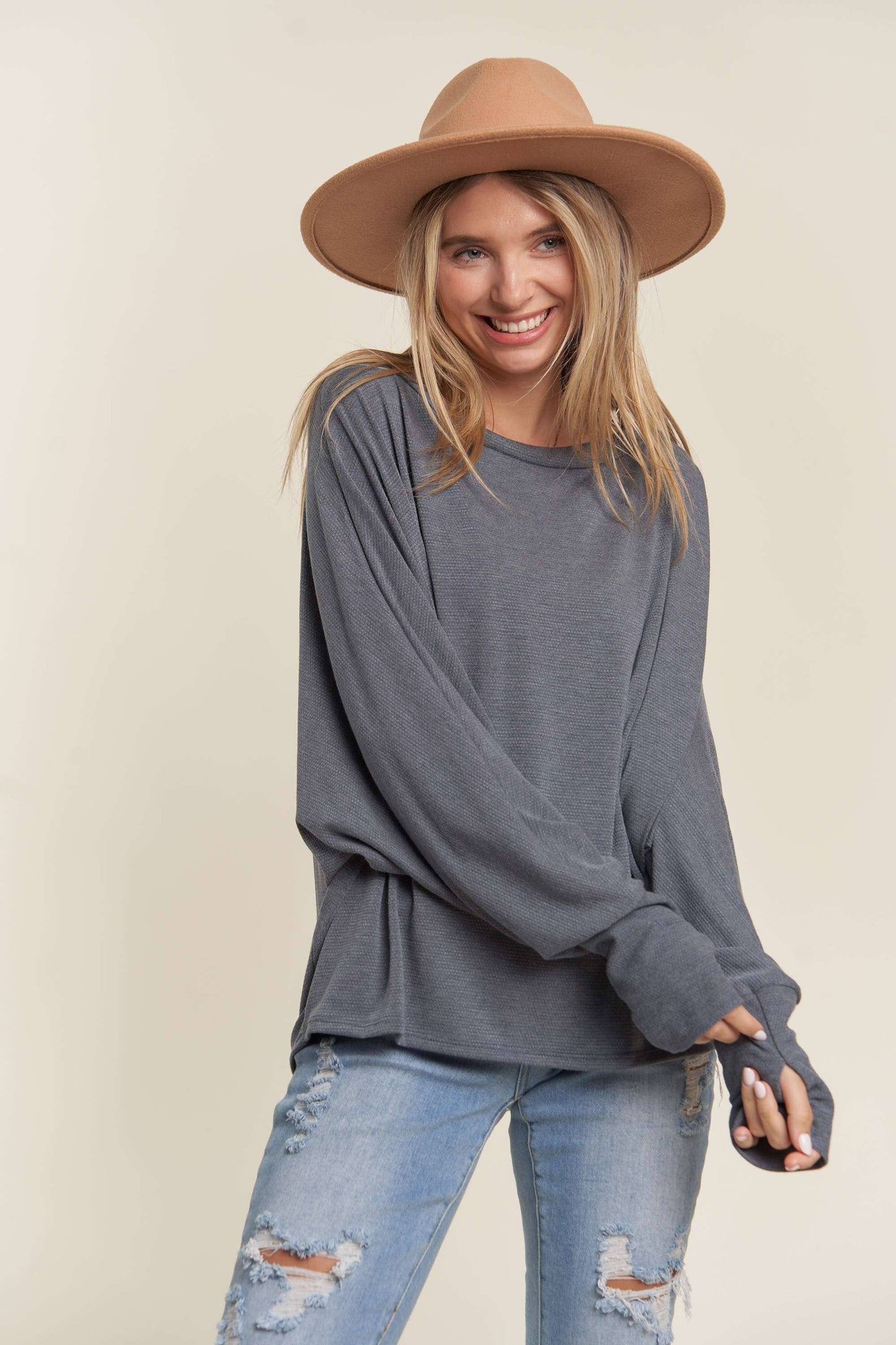 THUMBHOLE SLEEVE KNIT TUNIC TOP