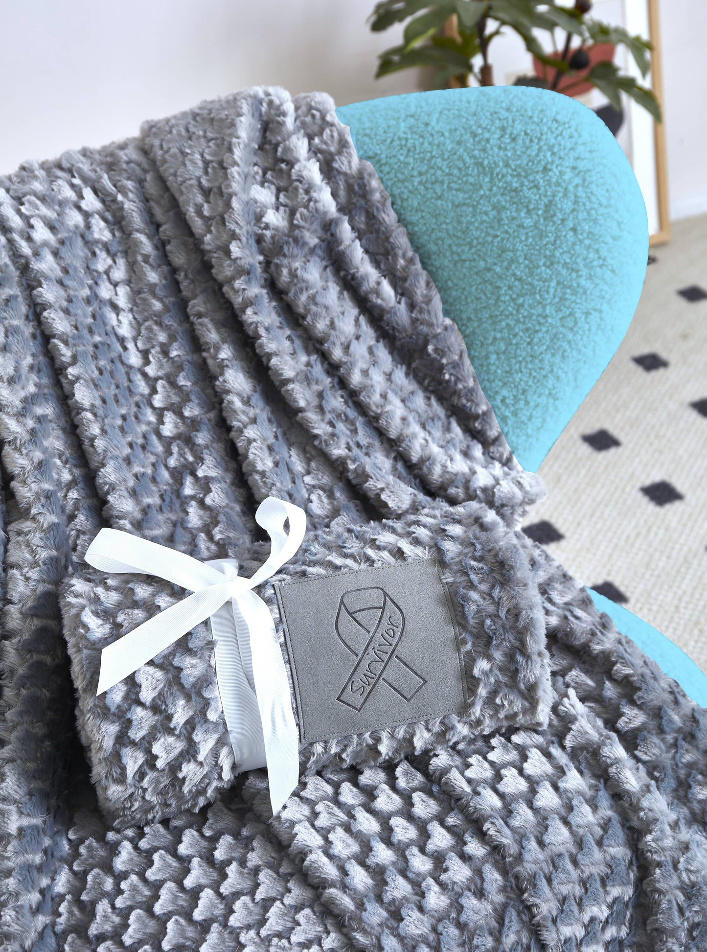"Survivor Ribbon" 1-Ply Faux Fur Patch Throw 50"x60"
