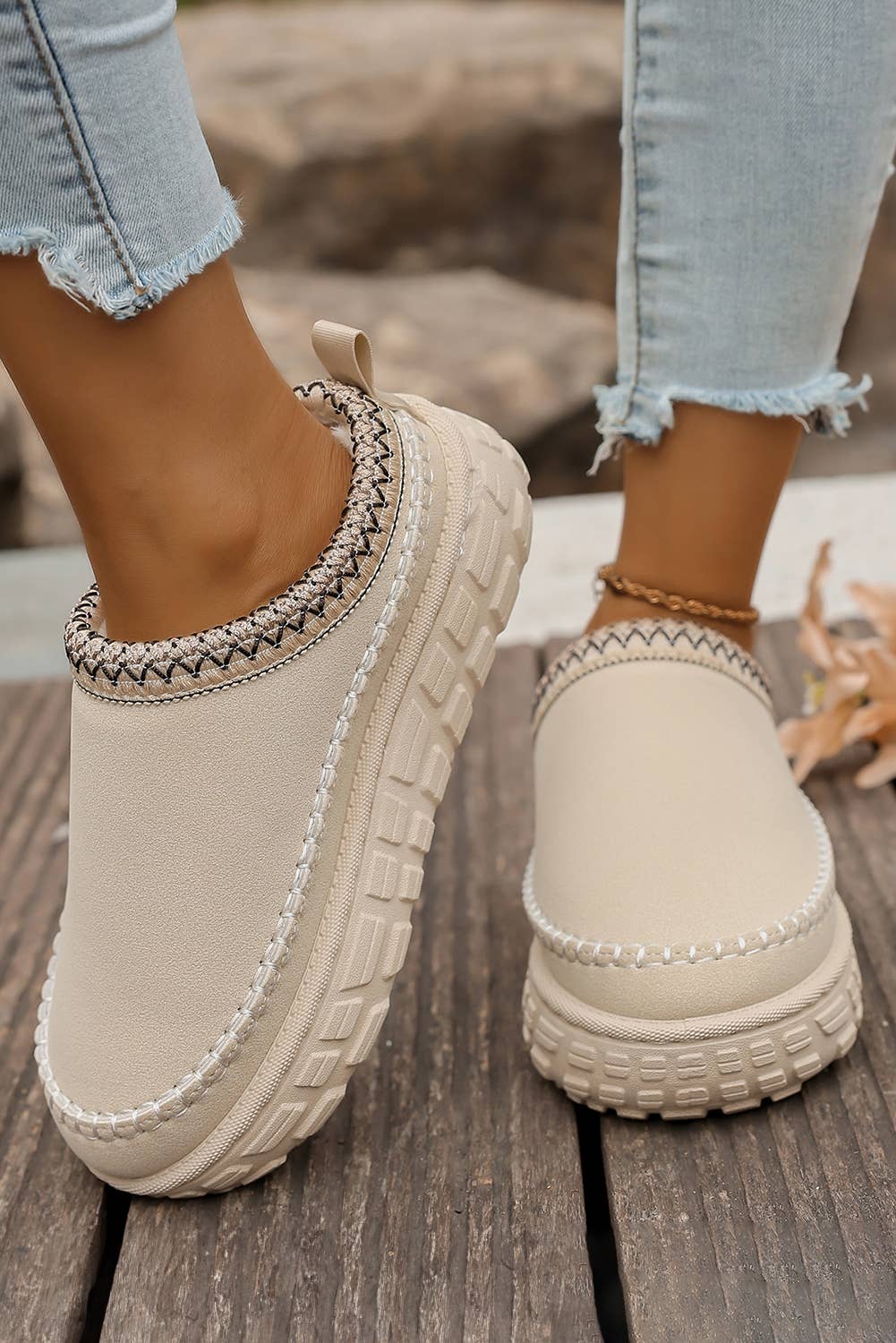 Stitch Detail Suede PU Plush Slippers | US7-10