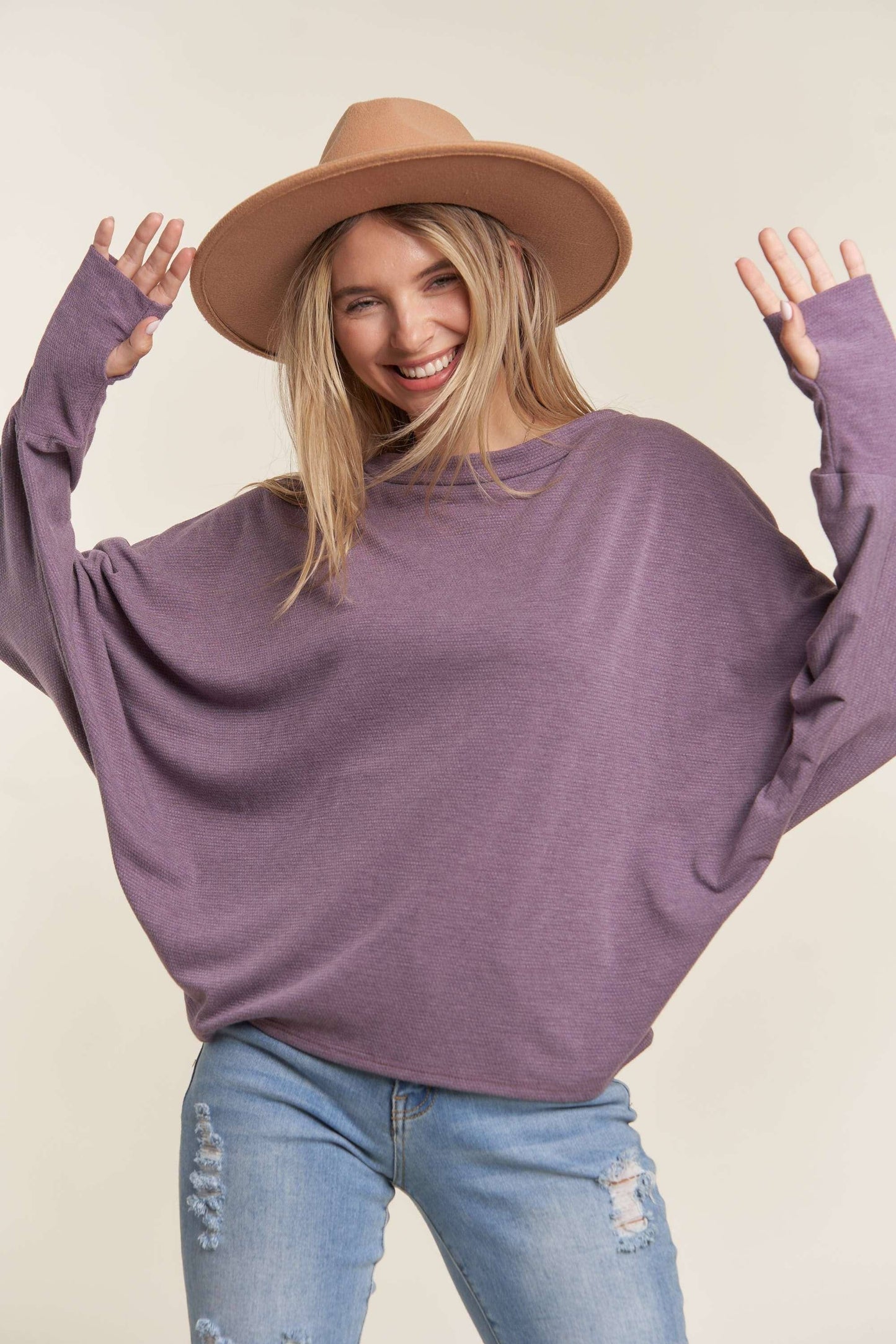 THUMBHOLE SLEEVE KNIT TUNIC TOP