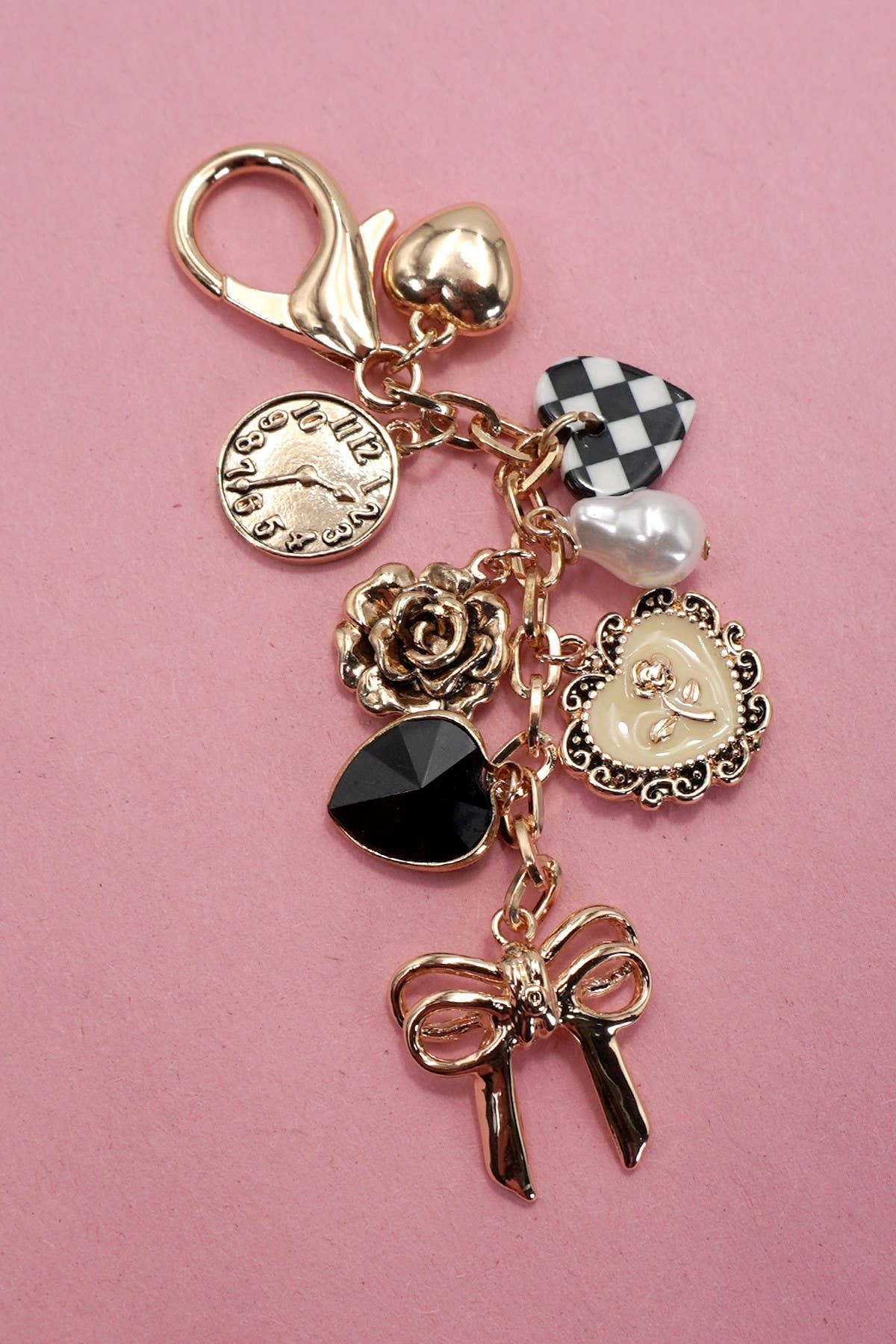 BOW CHECKER HEART BAG CHARM