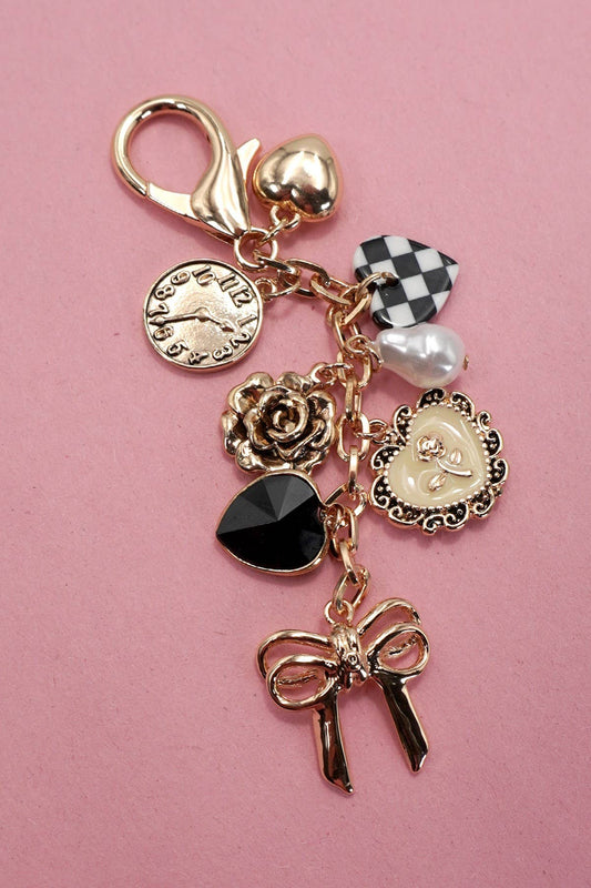 BOW CHECKER HEART BAG CHARM