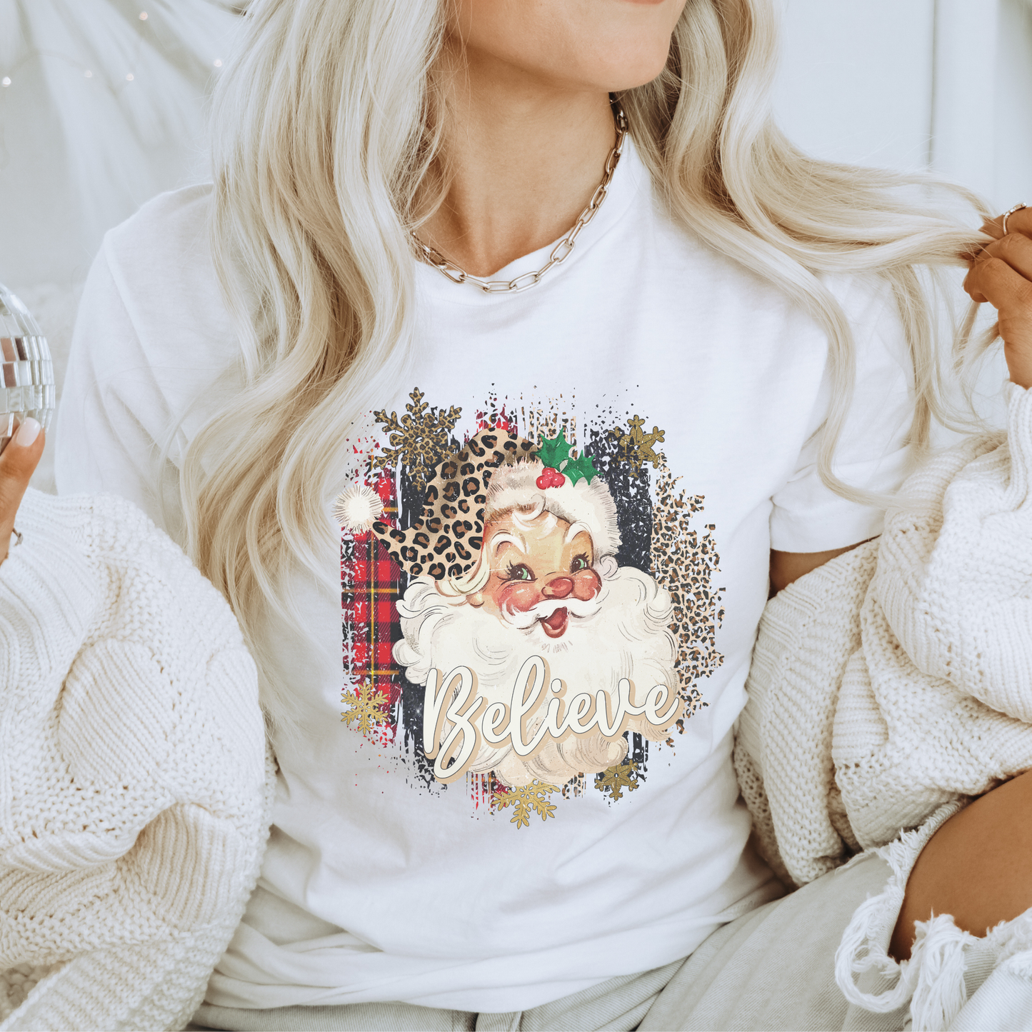 Retro Vintage Leopard Santa Christmas T-shirt