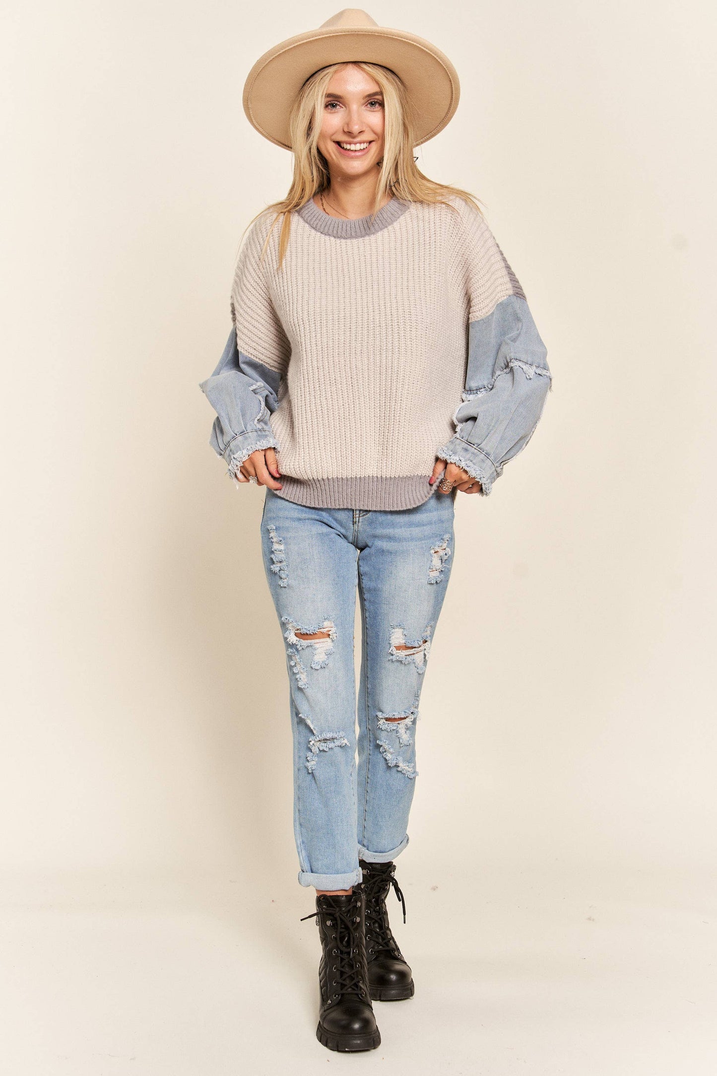 FRAYED DENIM SLEEVE SWEATER