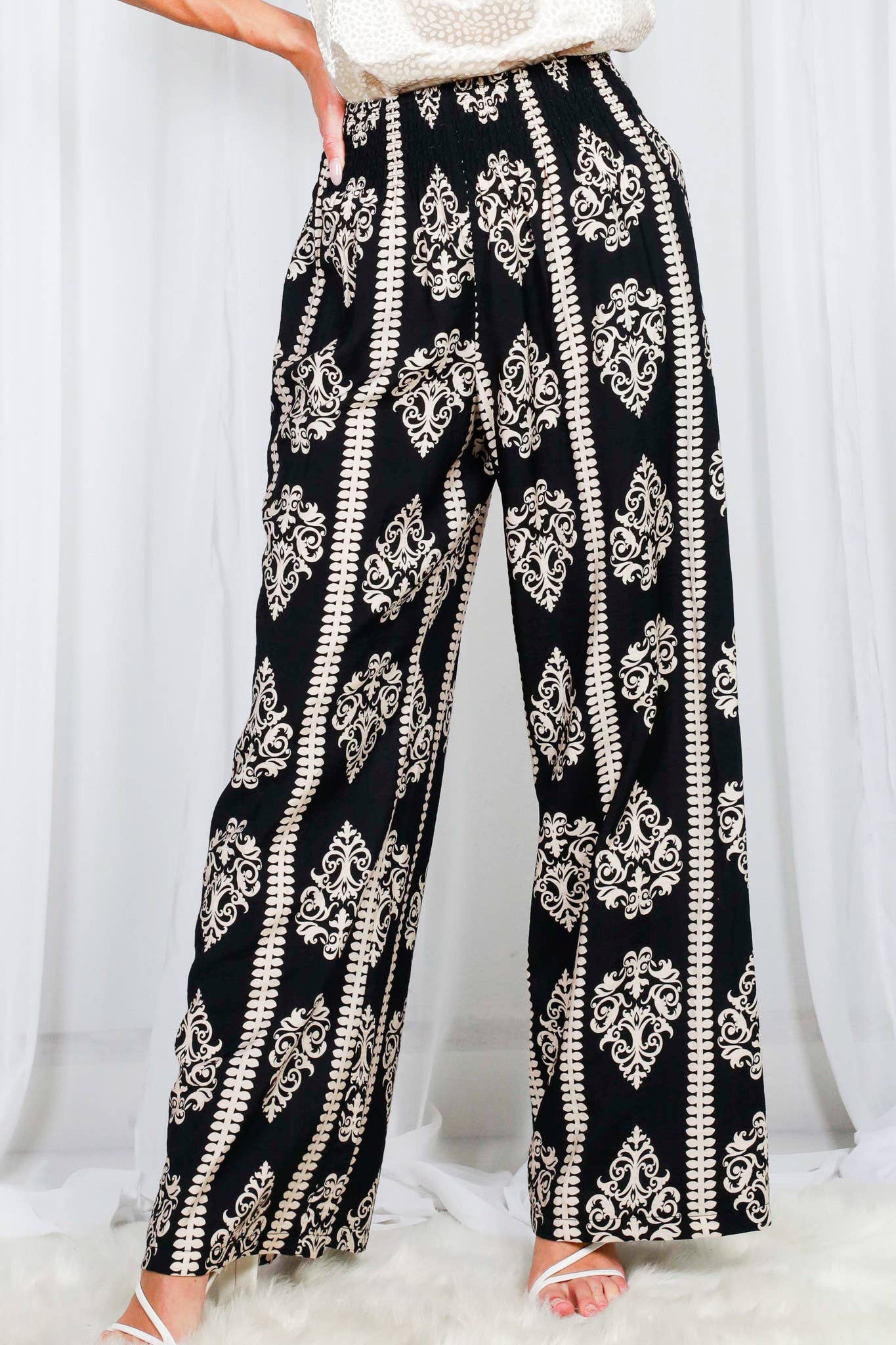 Geo Printed Wide Leg Woven Pants