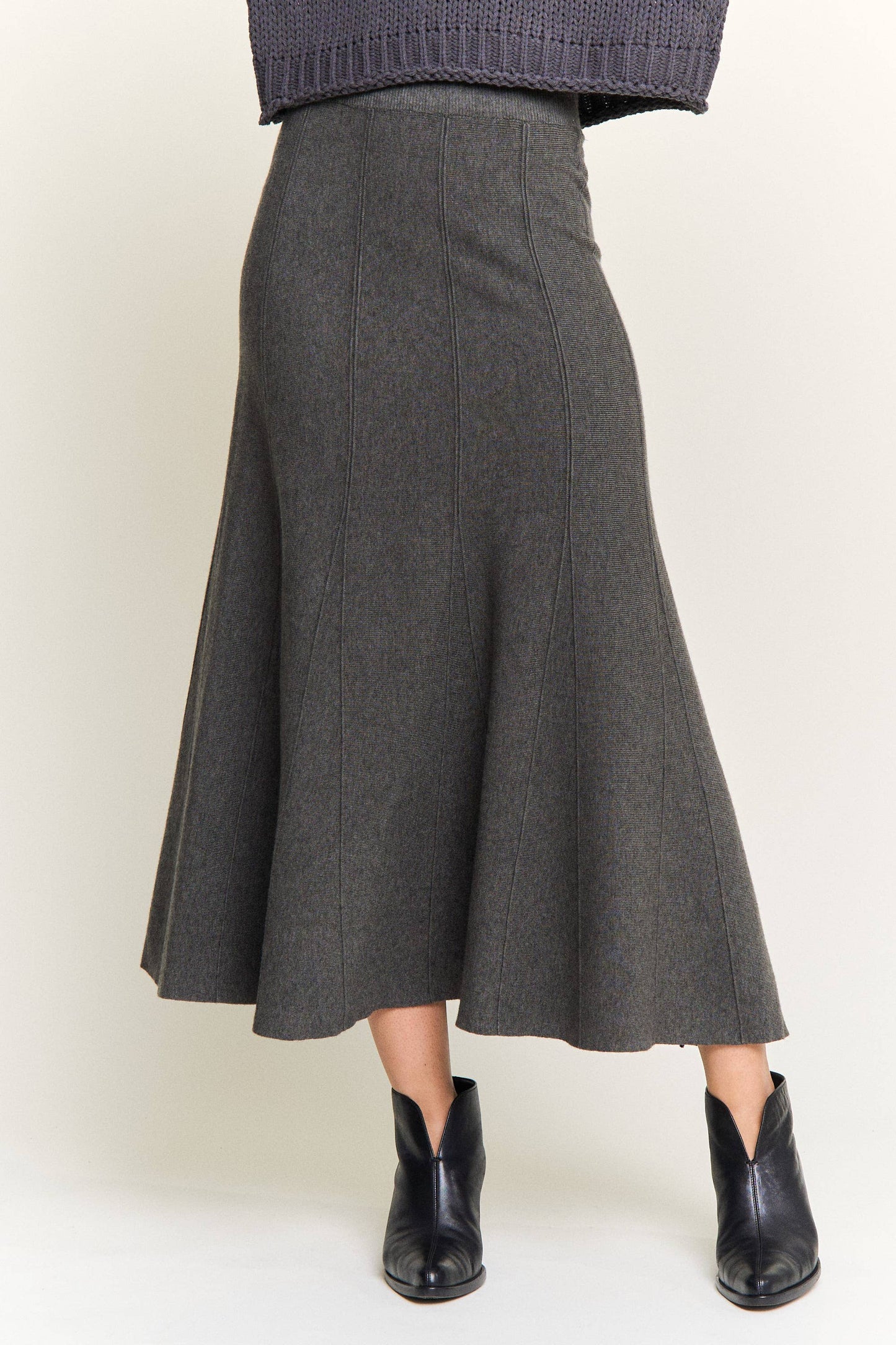 RIBBED KNIT  MIDI SKIRT