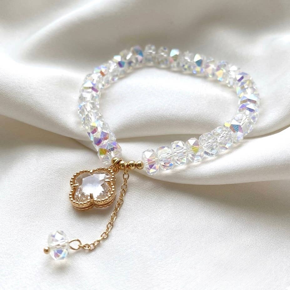 Clover Glass Beaded Bracelet