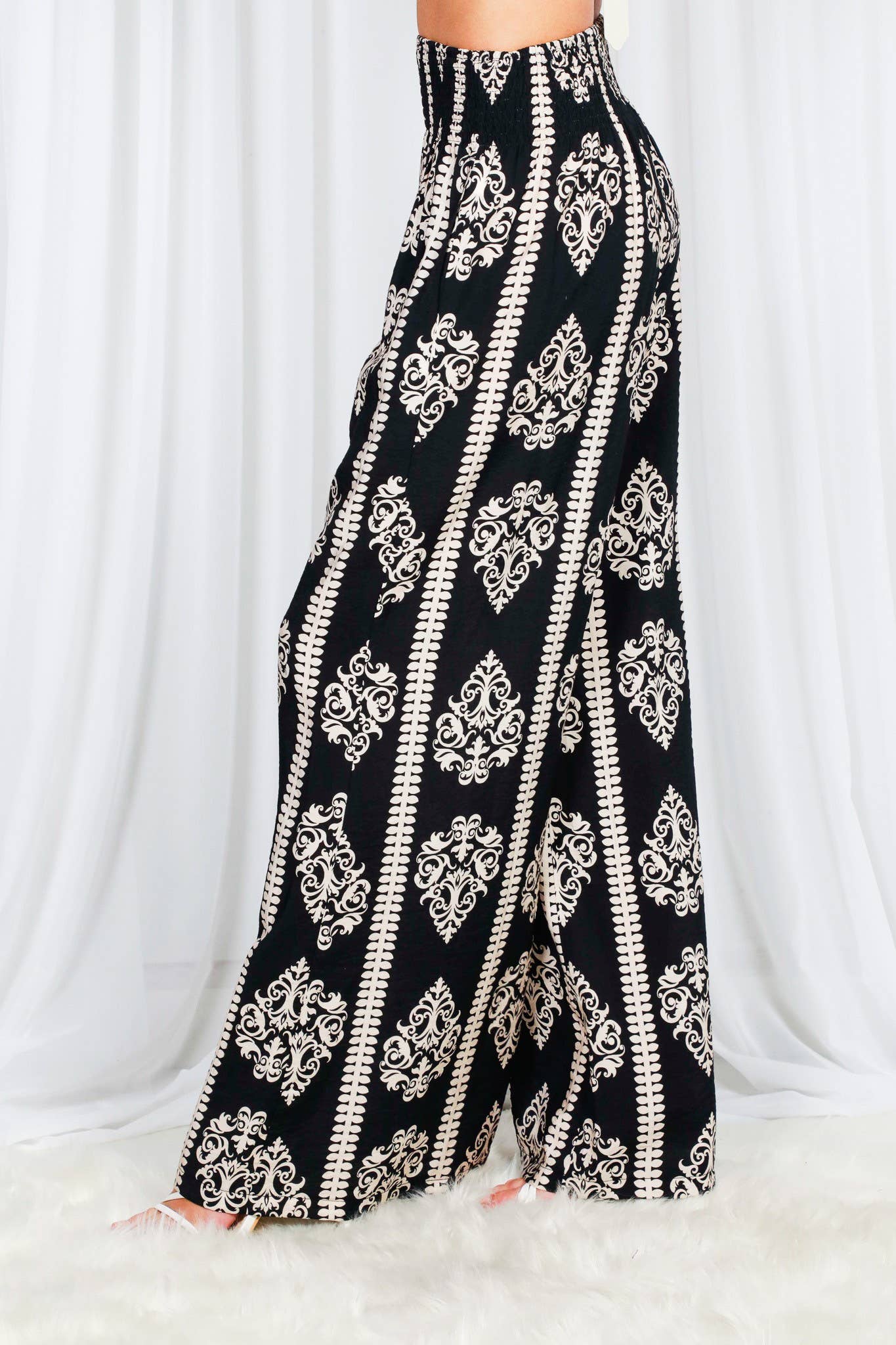 Geo Printed Wide Leg Woven Pants