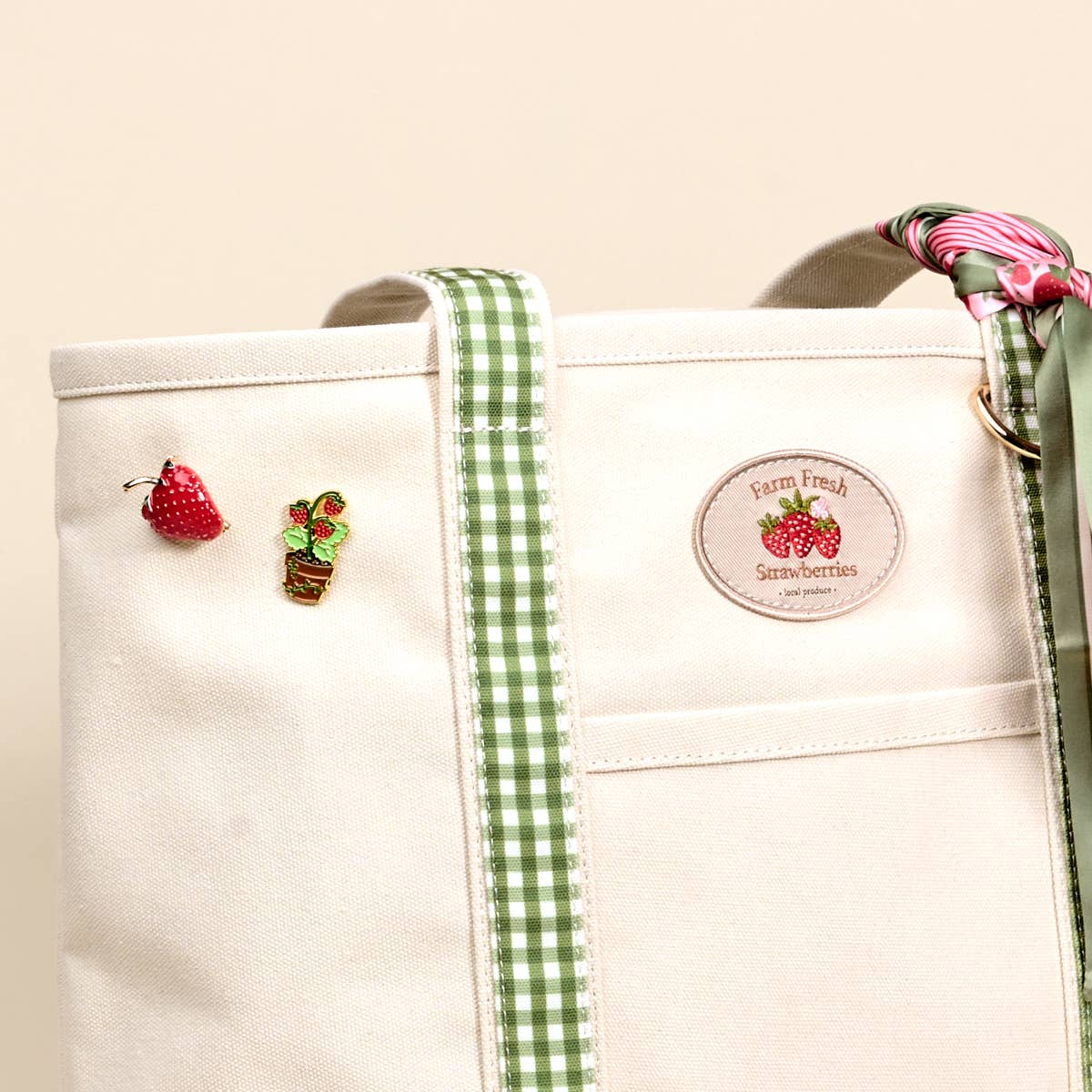 The Darling Canvas Tote Bag-Strawberry Fields