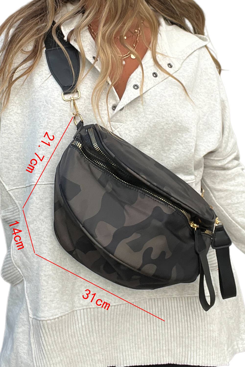 Camo / Polka Dot Print Gold Chain Strap Zipper Crossbody Bag