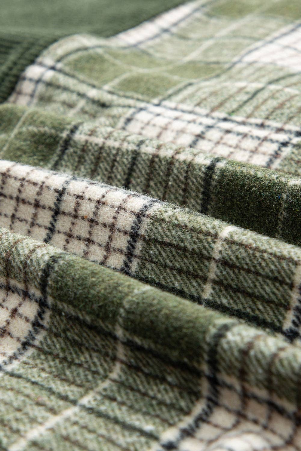 Blackish Green Snap Buttons Plaid Shacket