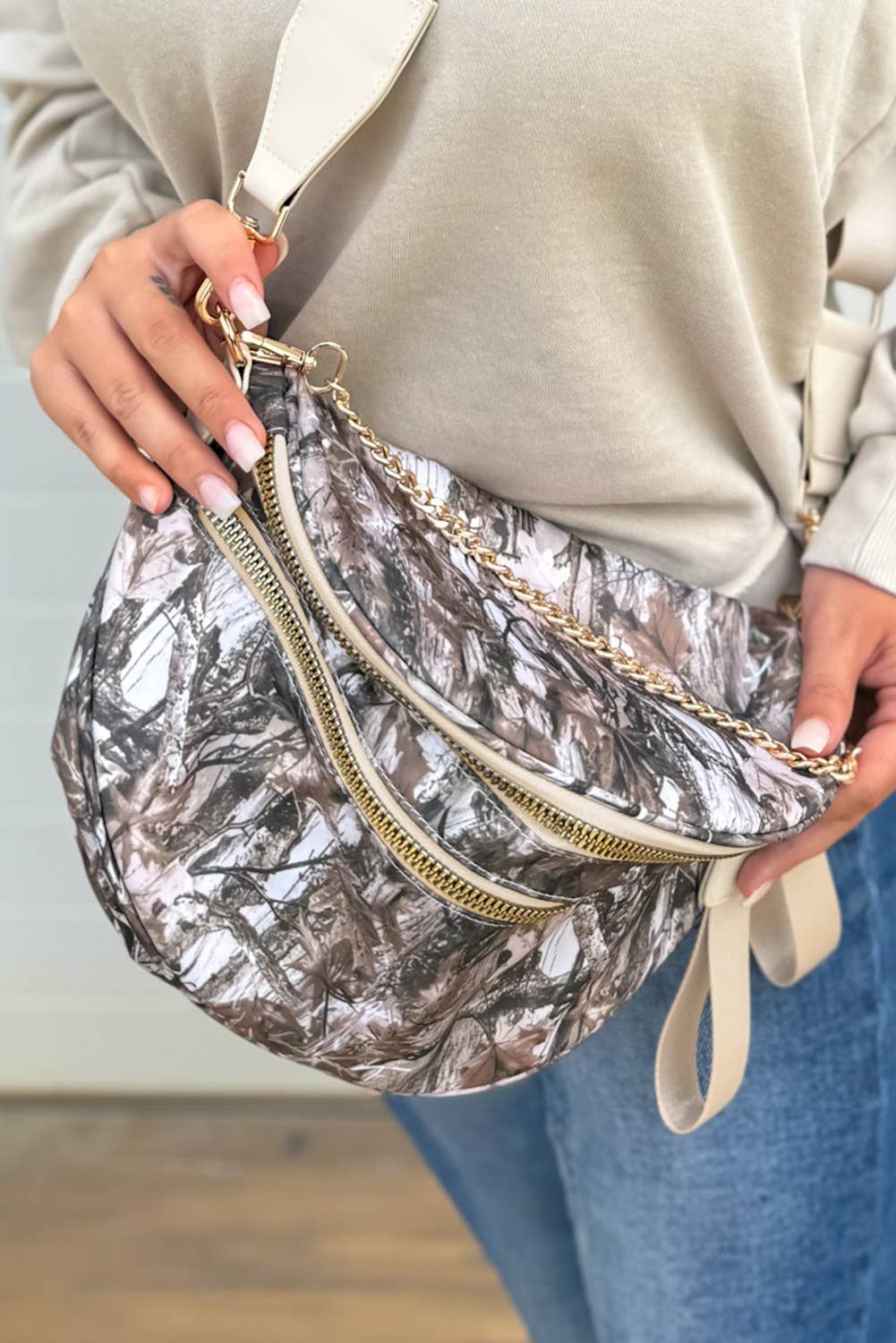 Camo / Polka Dot Print Gold Chain Strap Zipper Crossbody Bag